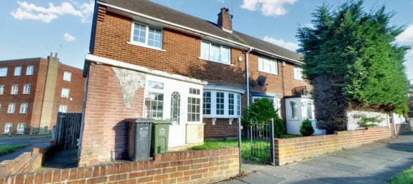 2 bedrooms Commercial property in Dartford, United Kingdom No. 4939 2