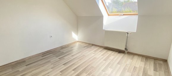 3 bedrooms Villa in Fleury-les-Aubrais, France No. 237512 4