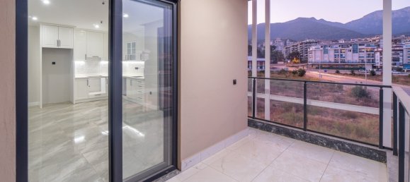 Appartement 2+1 à Oba, Turkey No. 15559 9