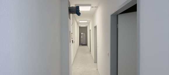 1831m² Building in Esslingen, Germany No. 223740 13