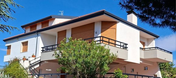 Villa de 10 habitaciónes en Pedara, Italy No. 270331 5