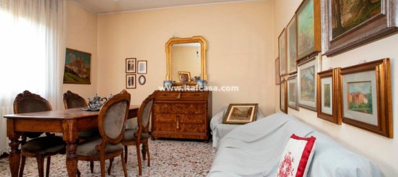 Вилла с 3 спальнями в Кастеллуккьо, Италия № 351883 2