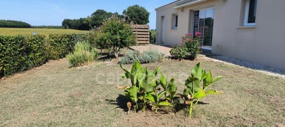 3 Schlafzimmer Haus in Pisany, France, Nr. 334426 2