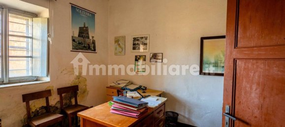 Casa de 4 dormitorios en Volterra, Italy No. 151893 35