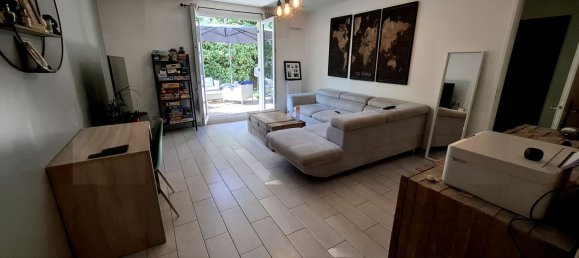 2 bedrooms Apartment in Santeny, France No. 292986 3