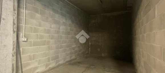 1 room Garage in Lanzo Torinese, Italy No. 84559 5