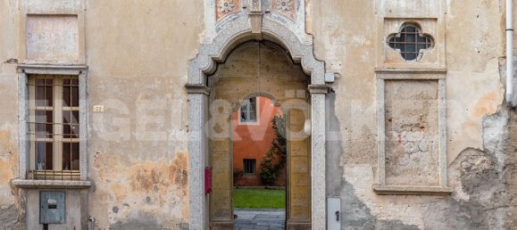 15-Zimmer Villa in Madonna del Sasso, Italy, Nr. 132567 3