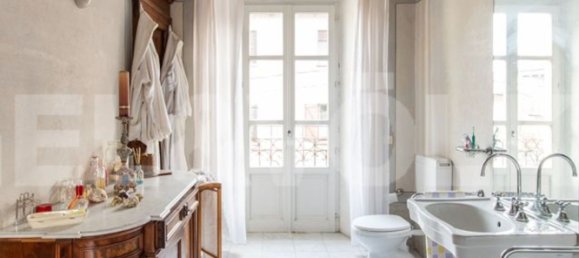 15-Zimmer Villa in Madonna del Sasso, Italy, Nr. 132567 14