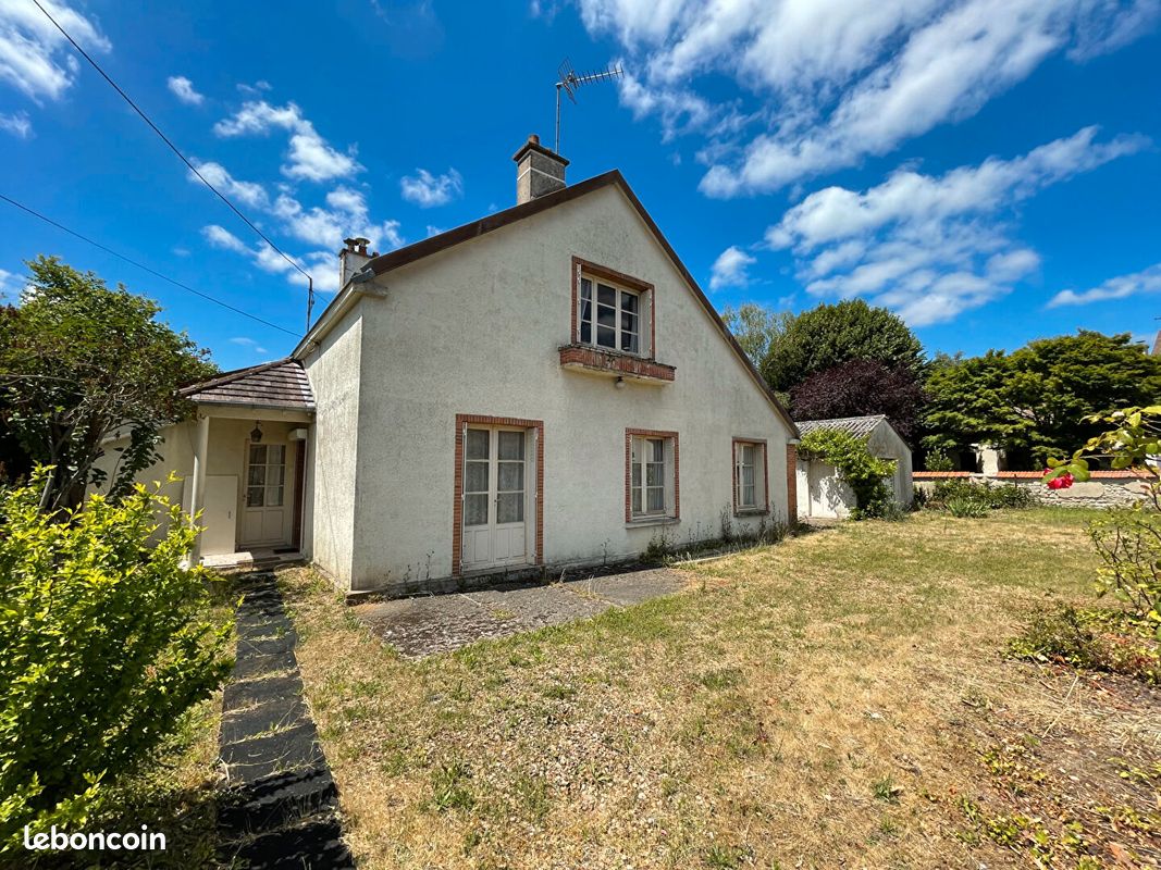 3 bedrooms House in Saint-Jean-de-Braye, France No. 99366