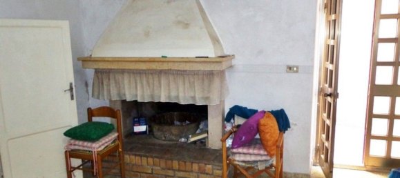 160m² Building in Atessa, Italy No. 177967 6