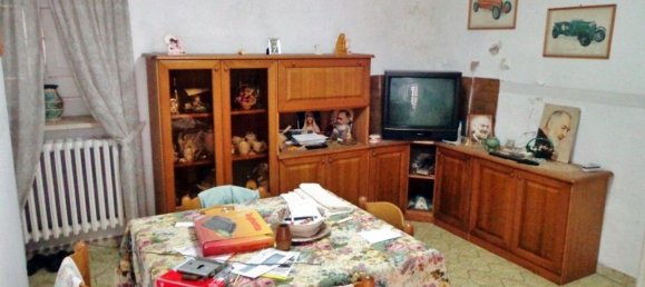 160m² Building in Atessa, Italy No. 177967 3