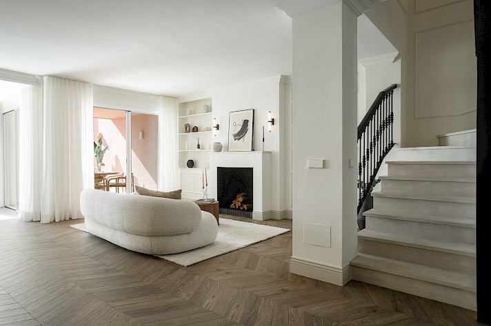 4 bedrooms Duplex in La Quinta, Spain No. 100379