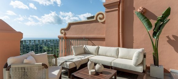 4 bedrooms Duplex in La Quinta, Spain No. 100379 10