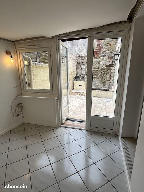 1 Schlafzimmer Doppelhaus in Pont-Sainte-Maxence, France, Nr. 244535