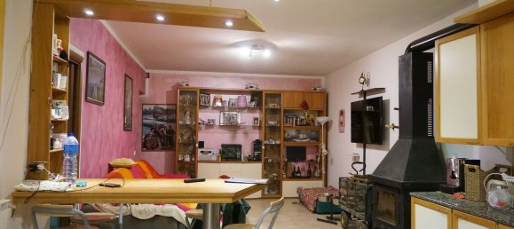 3 rooms Apartment in San Giovanni Valdarno, Italy No. 108695 3