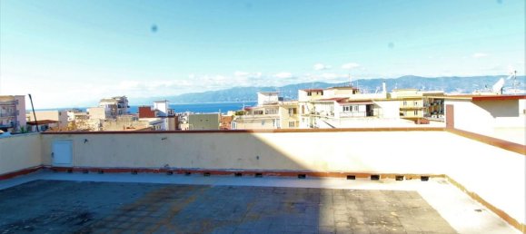 4 rooms Apartment in Reggio Calabria, Italy No. 301906 21