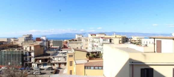 4 rooms Apartment in Reggio Calabria, Italy No. 301906 19