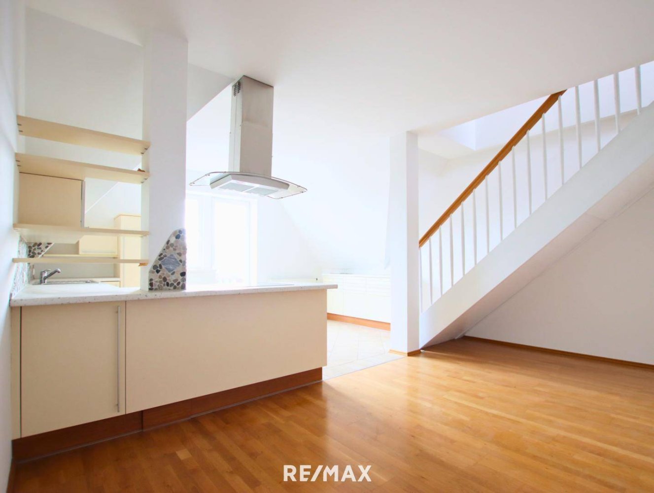 Duplex de 3 divisões em Neunkirchen, Austria N.º 182311