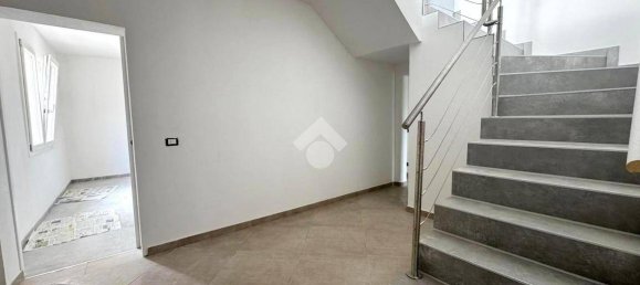 3 bedrooms Villa in Goito, Italy No. 310950 6