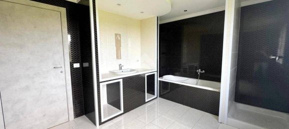 3 bedrooms Villa in Goito, Italy No. 310950 19