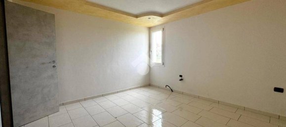 3 bedrooms Villa in Goito, Italy No. 310950 14