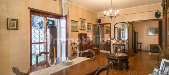 3 bedrooms Apartment in Rome, Italy No. 138957 4