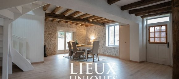 3 bedrooms House in La Chapelle-Saint-Martin-en-Plaine, France No. 88725 10