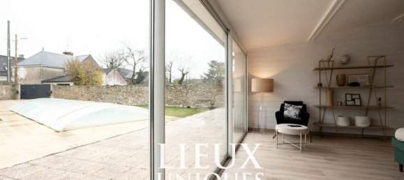 3 bedrooms House in La Chapelle-Saint-Martin-en-Plaine, France No. 88725 7