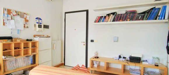 Квартира с 2 спальнями в Реджо Эмилия, Италия № 349378 9