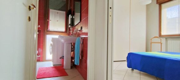 Квартира с 2 спальнями в Реджо Эмилия, Италия № 349378 22