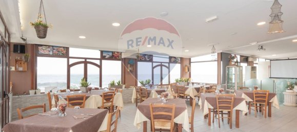 Коммерческая недвижимость с 6 комнатами в Рипосто, Италия № 52954 93