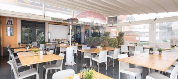 Коммерческая недвижимость с 6 комнатами в Рипосто, Италия № 52954 52