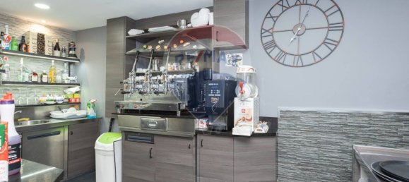 Коммерческая недвижимость с 6 комнатами в Рипосто, Италия № 52954 74