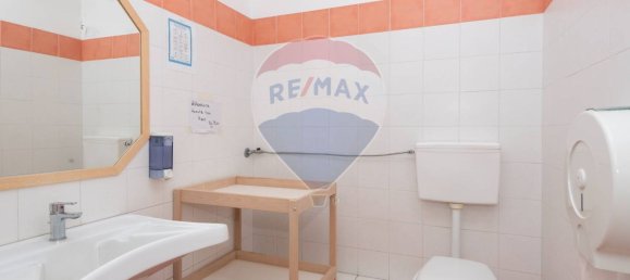 Коммерческая недвижимость с 6 комнатами в Рипосто, Италия № 52954 75