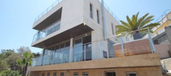 Вилла с 4 спальнями в Аликанте, Испания № 190495 2