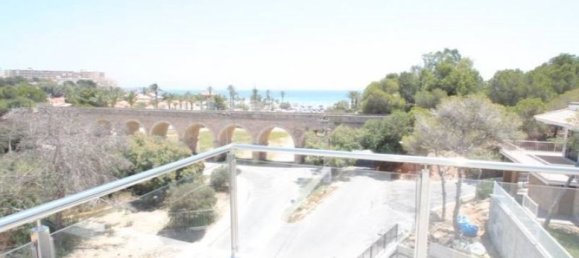 Вилла с 4 спальнями в Аликанте, Испания № 190495 44