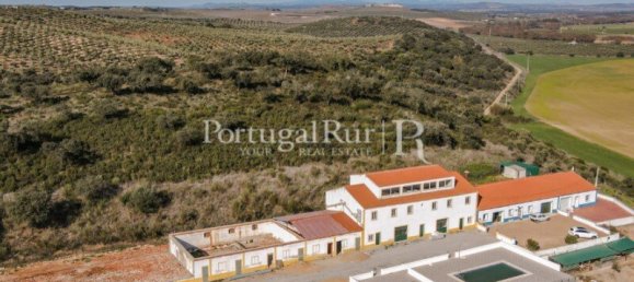 11 غرف نوم قطعة أرض في Campo Maior, Portugal رقم 128446 3