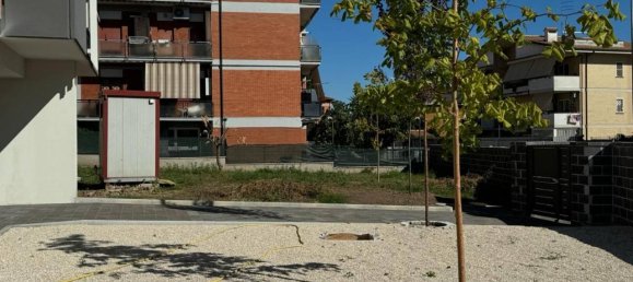 3 rooms Apartment in Rome, Italy No. 24024 33