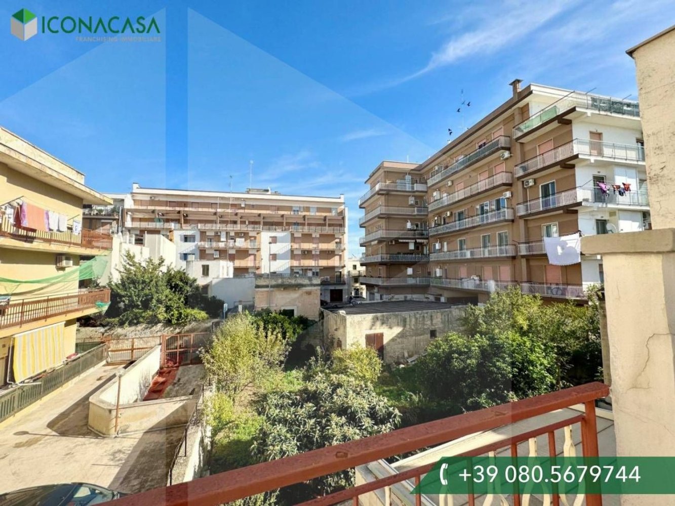 4 rooms House in Triggiano, Italy No. 24135