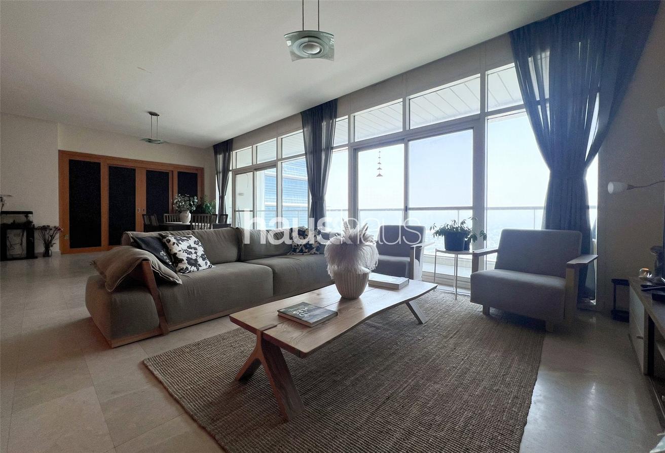 2 bedrooms Apartment in Jumeirah Lake Towers, UAE No. 99837