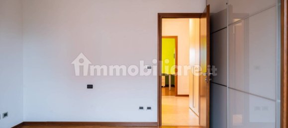 3 Schlafzimmer Wohnung in Udine, Italy, Nr. 317375 4