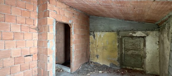 3غرفة منزل في Cividate Camuno, Italy رقم 84080 10