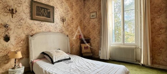 5 bedrooms House in Romorantin-Lanthenay, France No. 80133 14