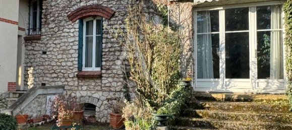 5 bedrooms House in Romorantin-Lanthenay, France No. 80133 9