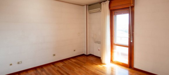 2 bedrooms Apartment in Verona, Italy No. 350654 15