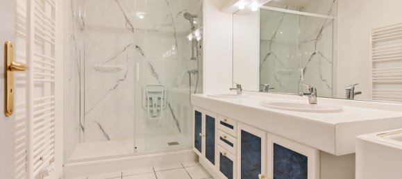 3 bedrooms Apartment in Grezieu-la-Varenne, France No. 196478 8