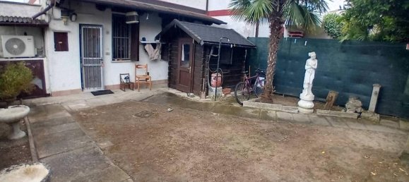 3 rooms House in Comacchio, Italy No. 174721 3