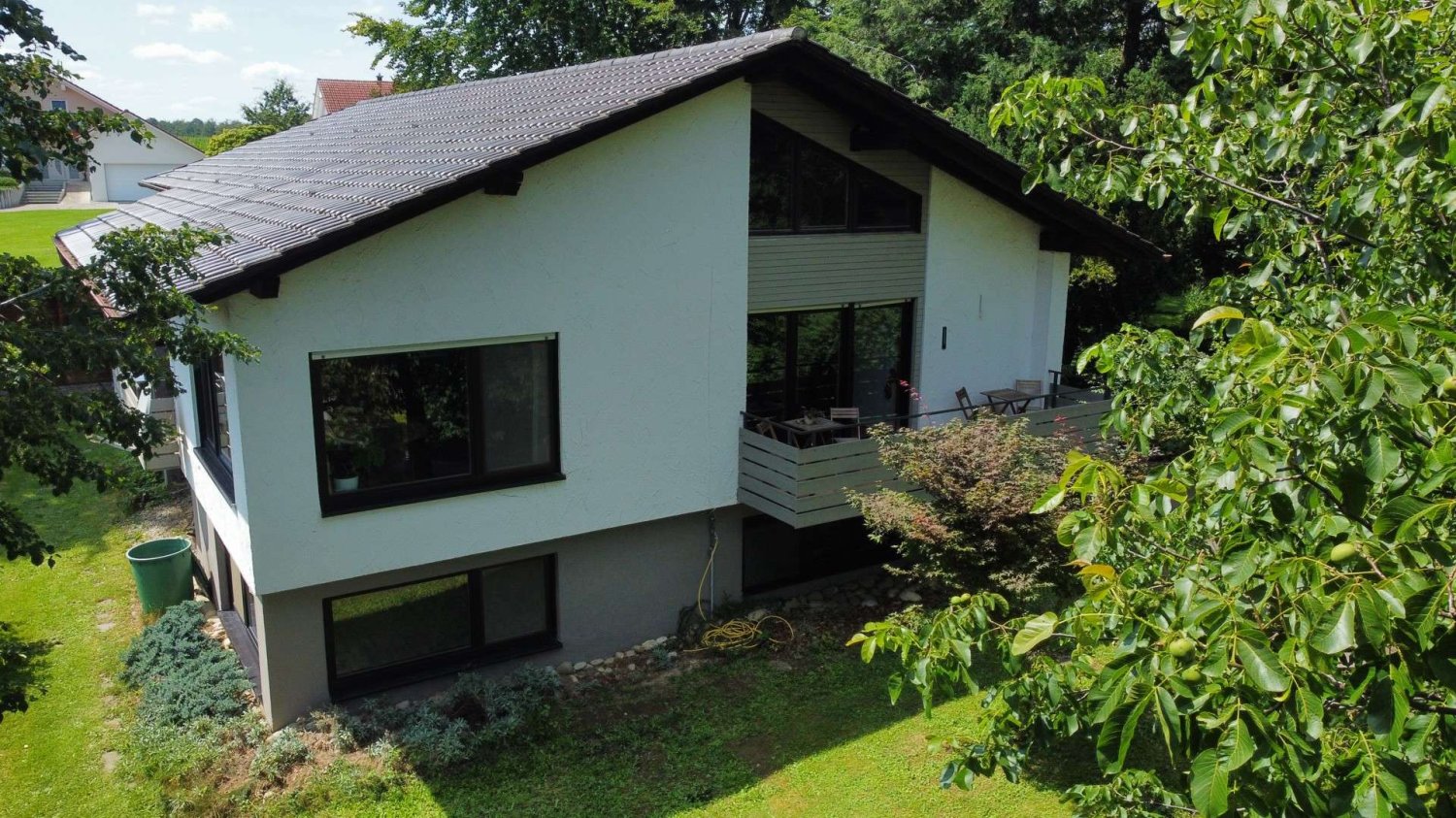 Casa de 3 dormitorios en Biberach, Germany No. 110002