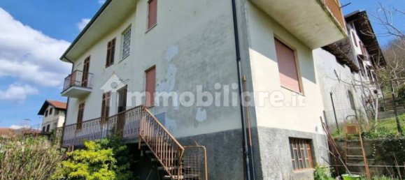 4 bedrooms House in Valduggia, Italy No. 343203 2