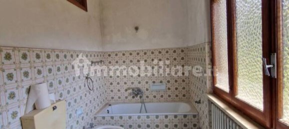 4 bedrooms House in Valduggia, Italy No. 343203 10